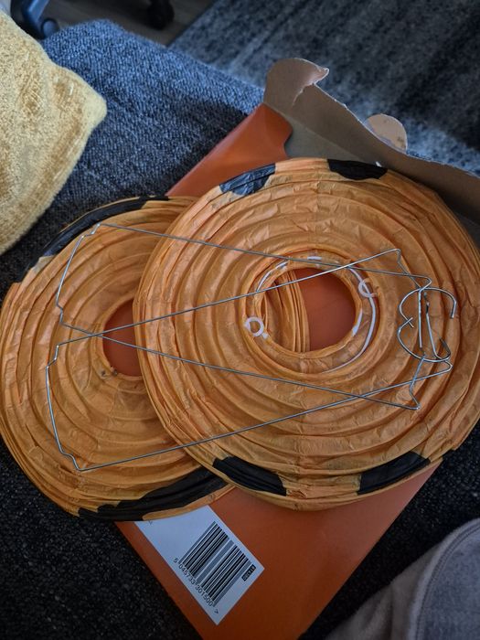 Latarenki na Halloween papierowe