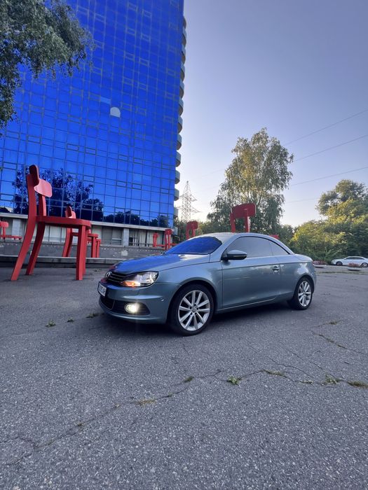 Volkswagen  Eos 2011