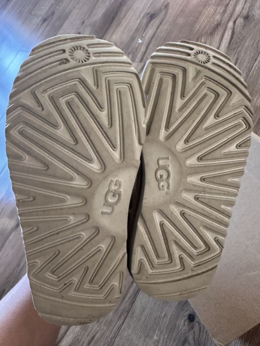 Чобітки UGG 28 оригінал
