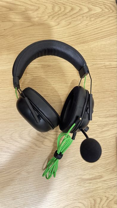 Auscultadores Razer Blackshark V2 X - Preto/Verde