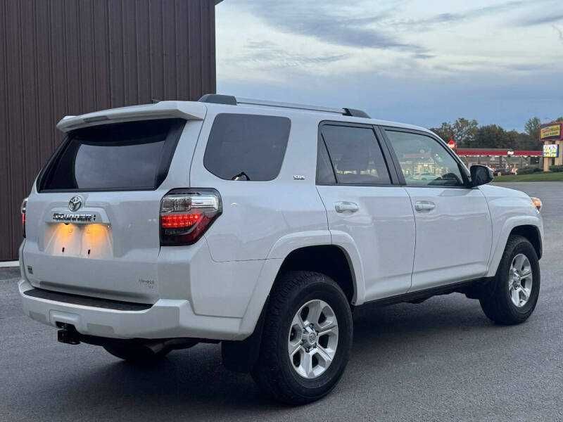 2024 Toyota 4Runner SR5