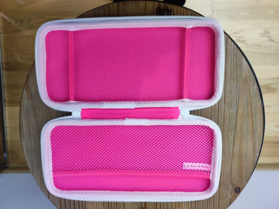 Etui na switch - różowe