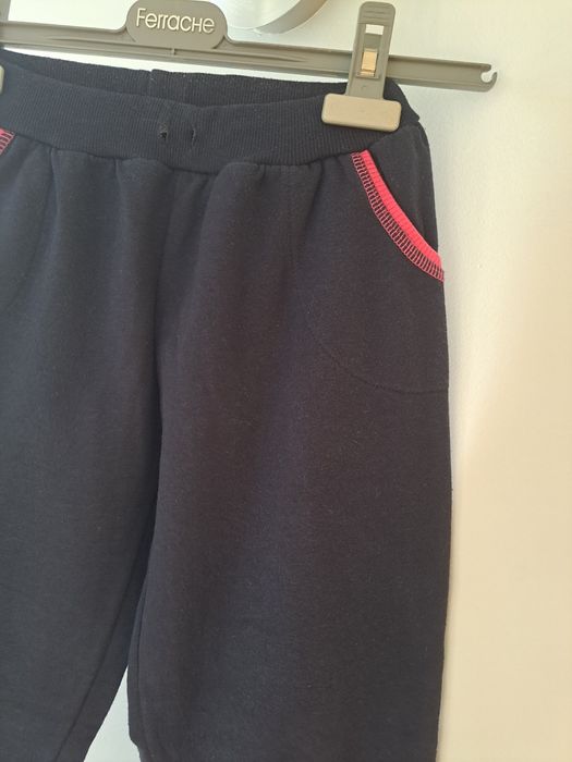 Calças de fato de treino de menina de 8 anos