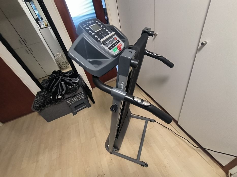 Bieżnia Kinetic KST2700FX