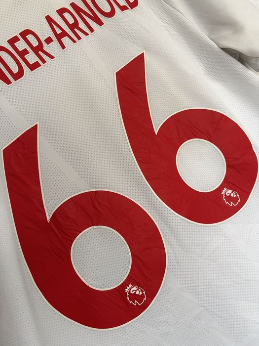 Koszulka New Balance Liverpool sezon 2019/2020 Trent Alexander-Arnold