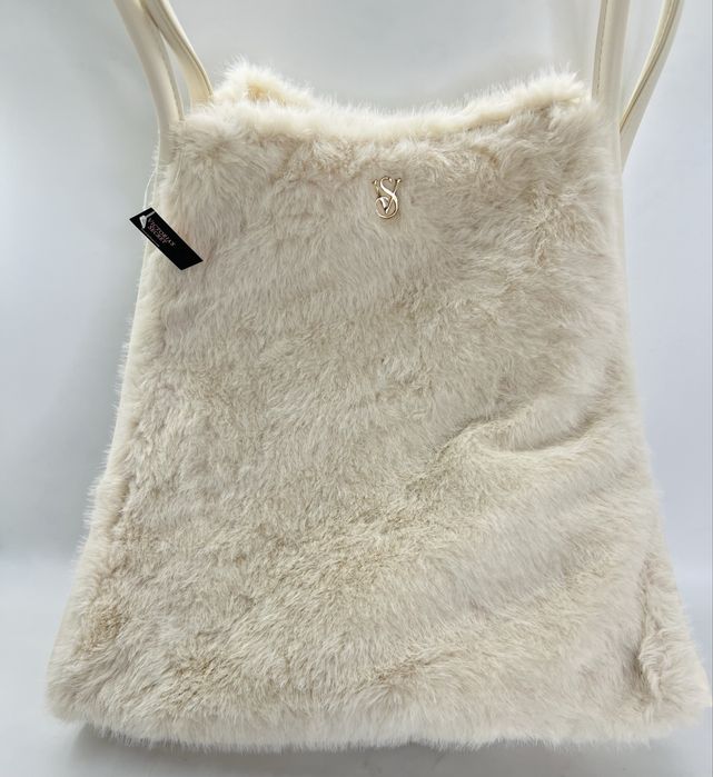 Сумка зі штучного хутра Victorias Secret