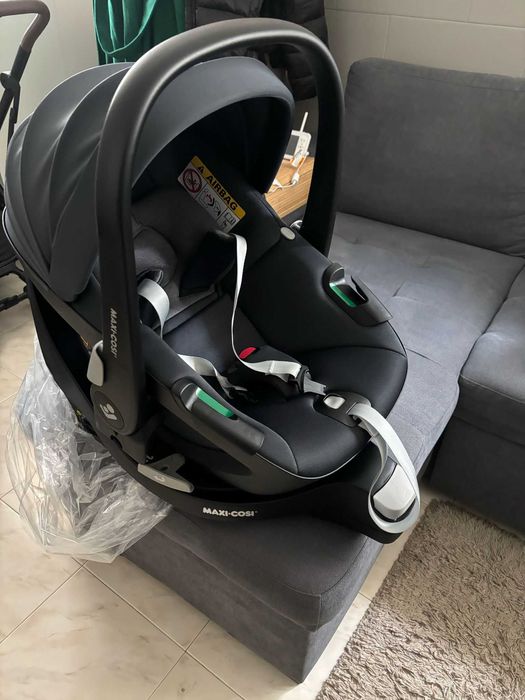 Ovo Maxi Cosi Pebble 360 + Base ISOFIX FamilyFix 360 + Adapters64585479629186121