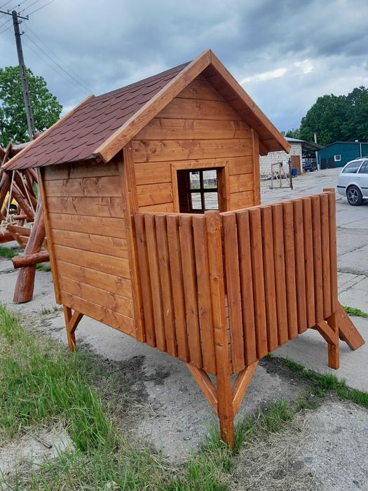 Domek dla dzieci plac zabaw