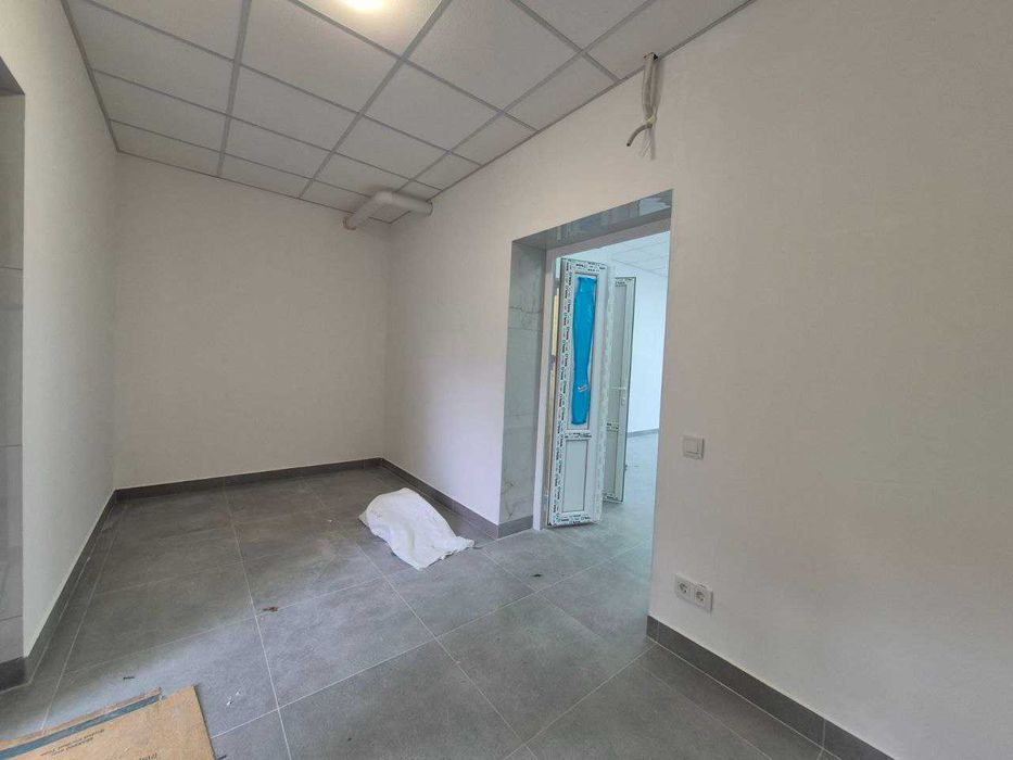 ЗДАМ приміщення на Піщаному масиві