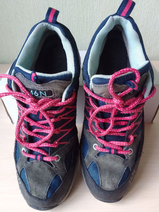 Кросівки WATERPROOF   41 розмір