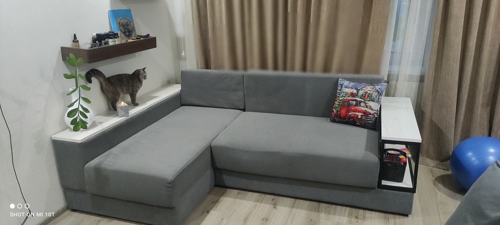 Продам м'який уголок