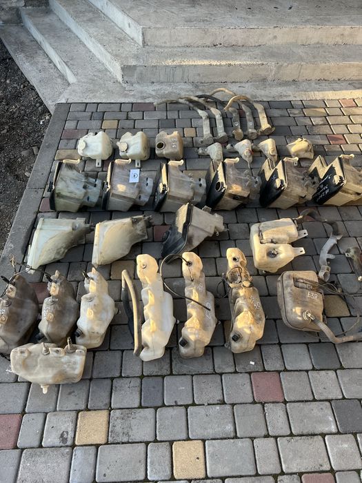 Бачок омивача BMW насоси трубки