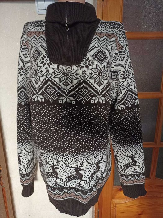 Найкращий подарунок на новий рік - светр з оленями 100% вовна розмір М