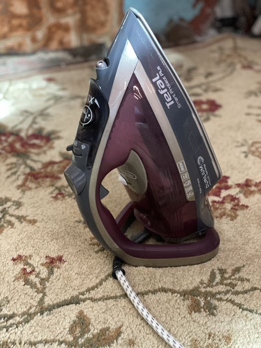 Праска для одягу тефаль