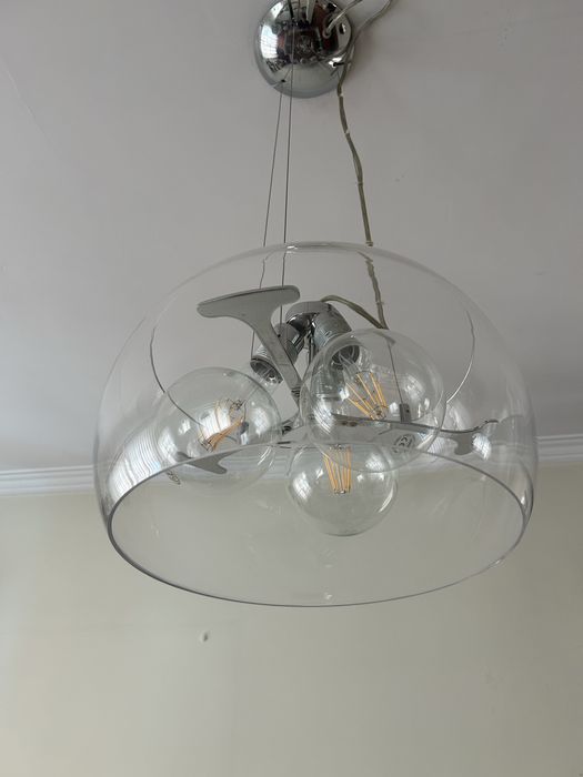 Candeeiro suspenso em vidro e inox