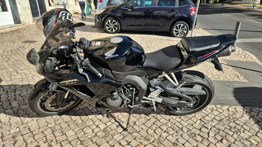 Honda CBR 1000RR 2006