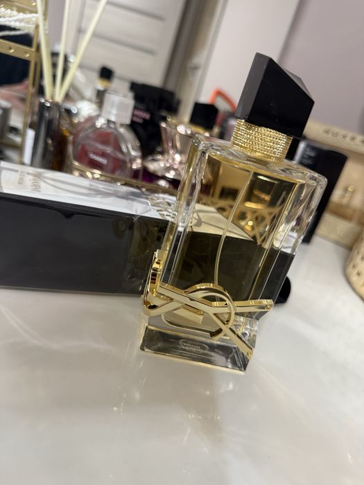 Жіночі парфуми Yves Saint Layrent