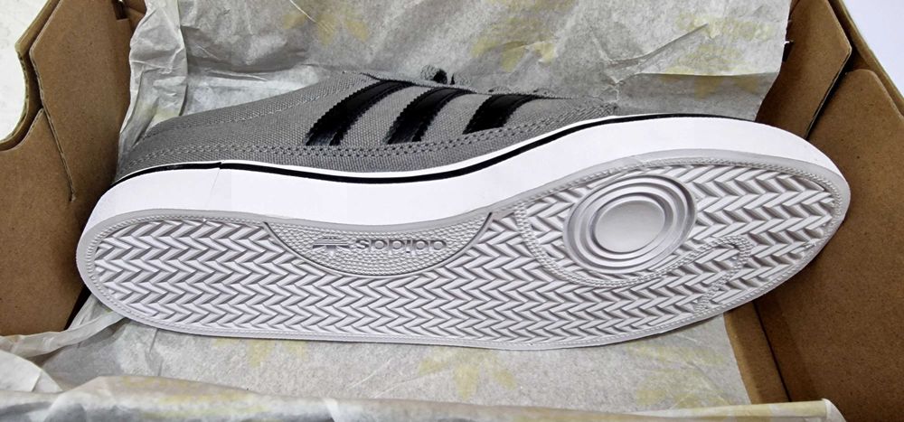 Ténis Adidas Rayado Cinzentos tam 39 NOVOS