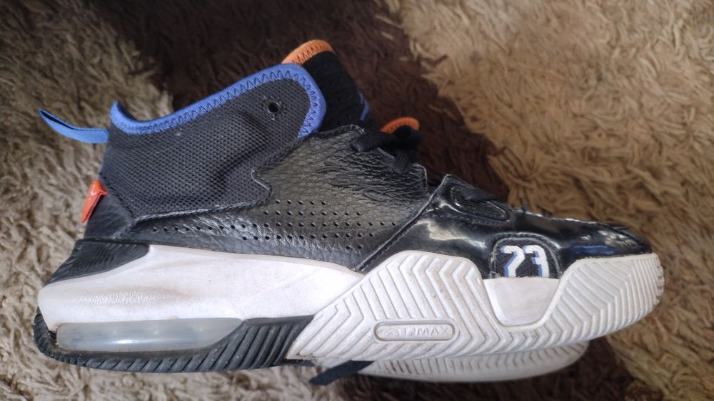 Buty męskie Jordan Stay Loyal 2 sportowe-40.5