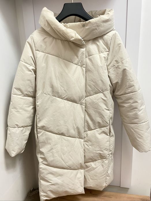Beżowa, pikowana kurtka zimowa Reserved