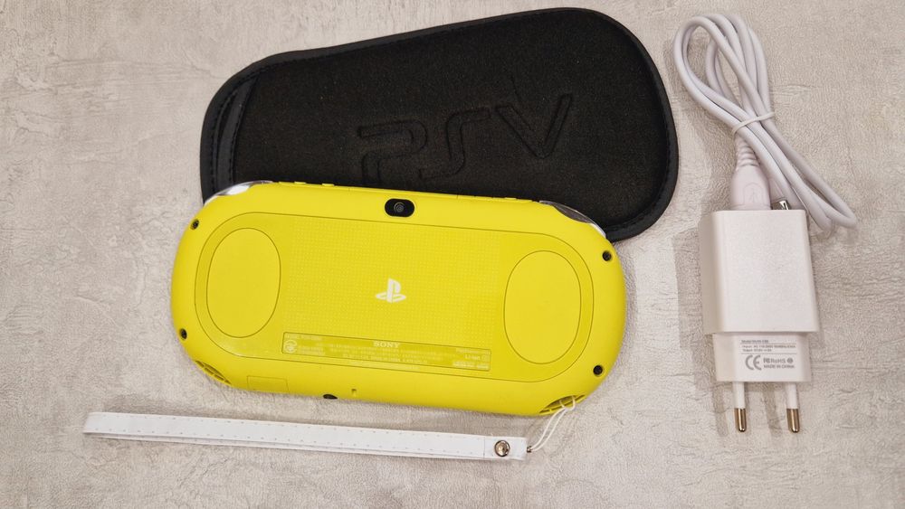 Sony PS Vita slim 64гиг +60игр+чехол!
