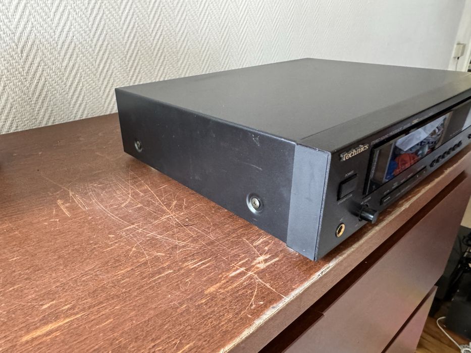 Equalizer Technics SH-E85