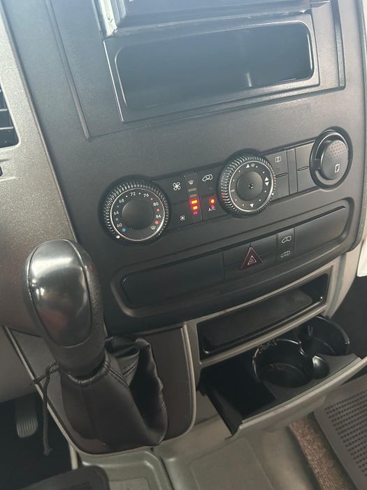 M. B. Sprinter L3H2 Long 2011р .319cdi 3.0-V6 Automatic