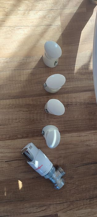 Grzejnik łazienkowy biały Enix