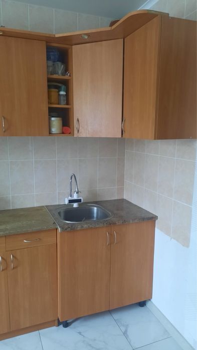 Кухонні меблі в гарному стані