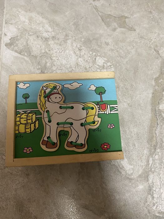 Деревянная шнуровка пазл