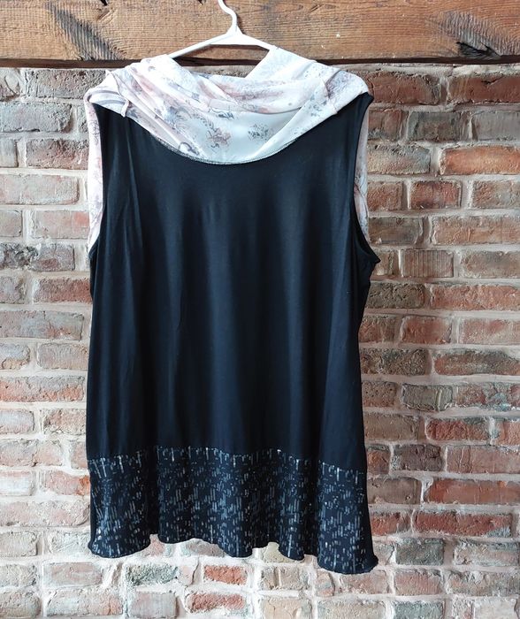 Elegancka wiosenno-letnia bluzka plus size 50/52