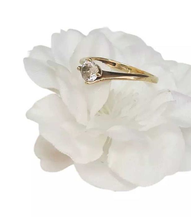 Piękny złoty pierścionek z oczkiem  1,53G P375 R15