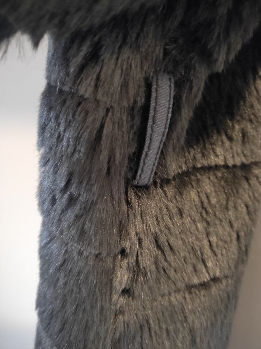 Casaco de pelo sintético preto