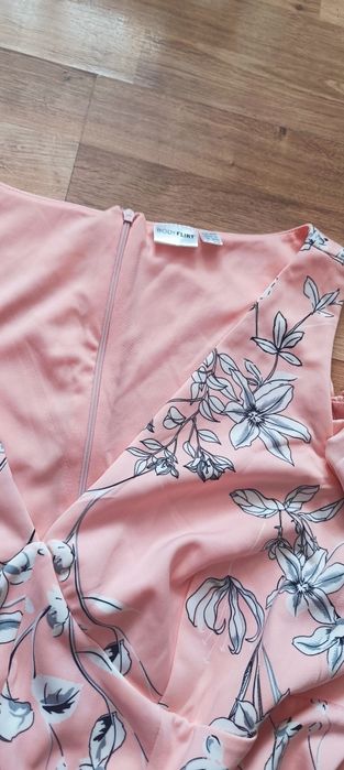 Piękna sukienka R 48/50