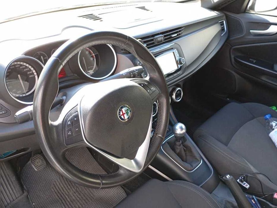 Alfa Romeo Giulietta 1.6 JTDM-2