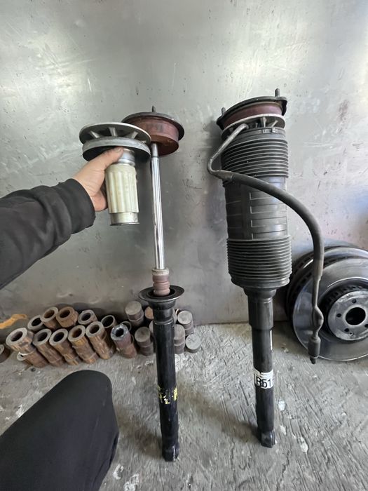 Ремонт амортизаторів  ABC Гідропідвіски мерседес W220 W221 W222 CL215 CL216