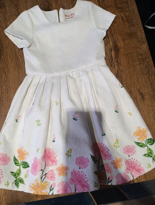 Sukienka rozmiar 98-104