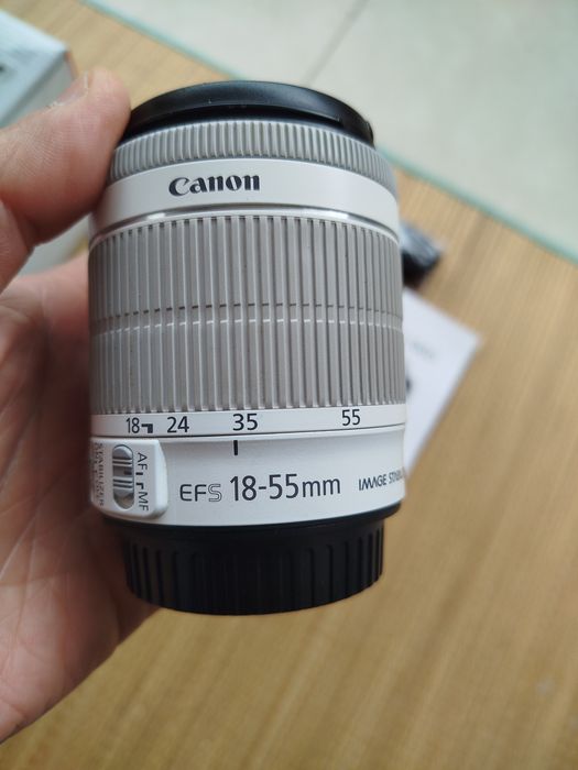 Canon 100D com lente 18-55mm STM BRANCA!!