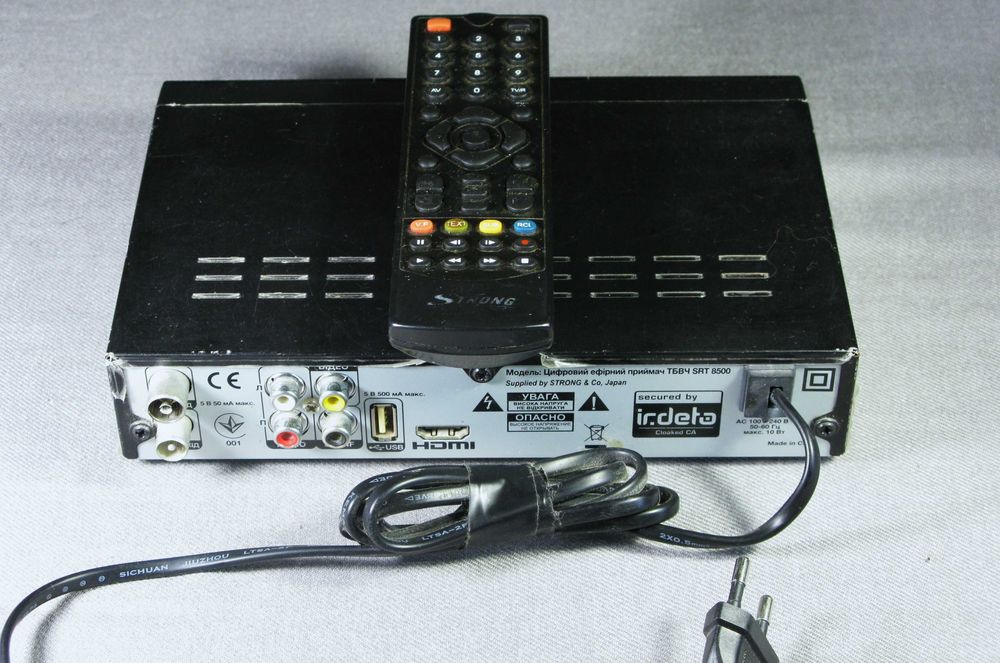 Наружная телевизионная антенна б.у. Устройство Т-2.  Обмен.