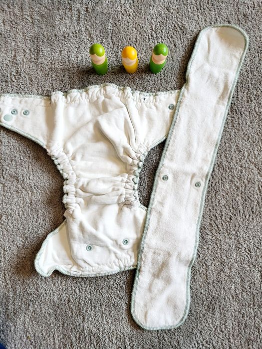 Fralda reutilizável ajustada Sloomb L