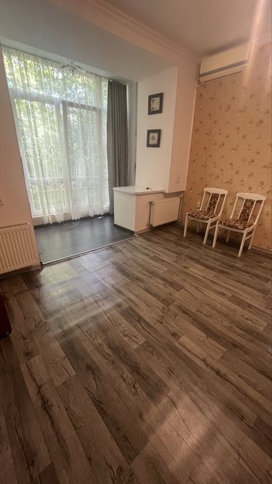 Посуточно 2-х ком. Квартира ФРАНЦУЗСКИЙ Бул-р Одесская Киностудия
