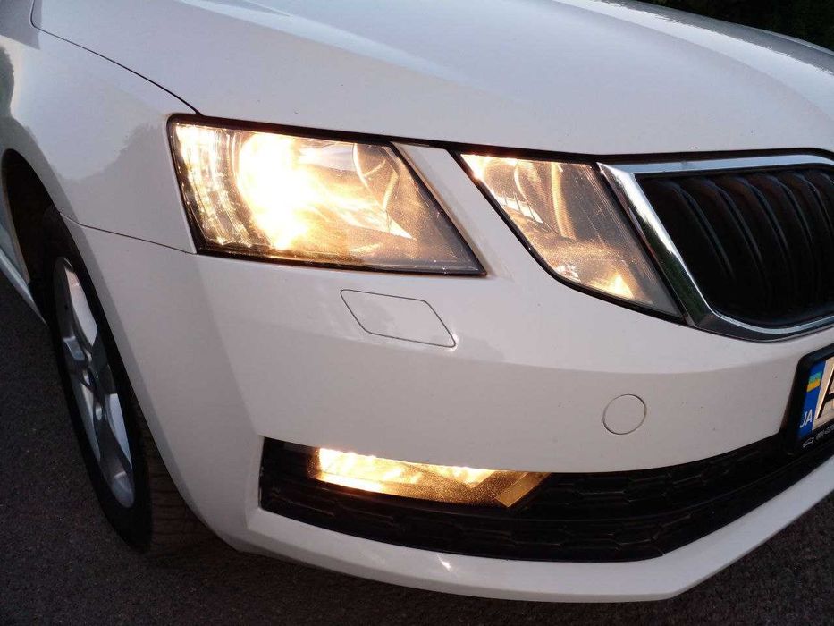 Skoda 2017 1.6 дизель, автомат