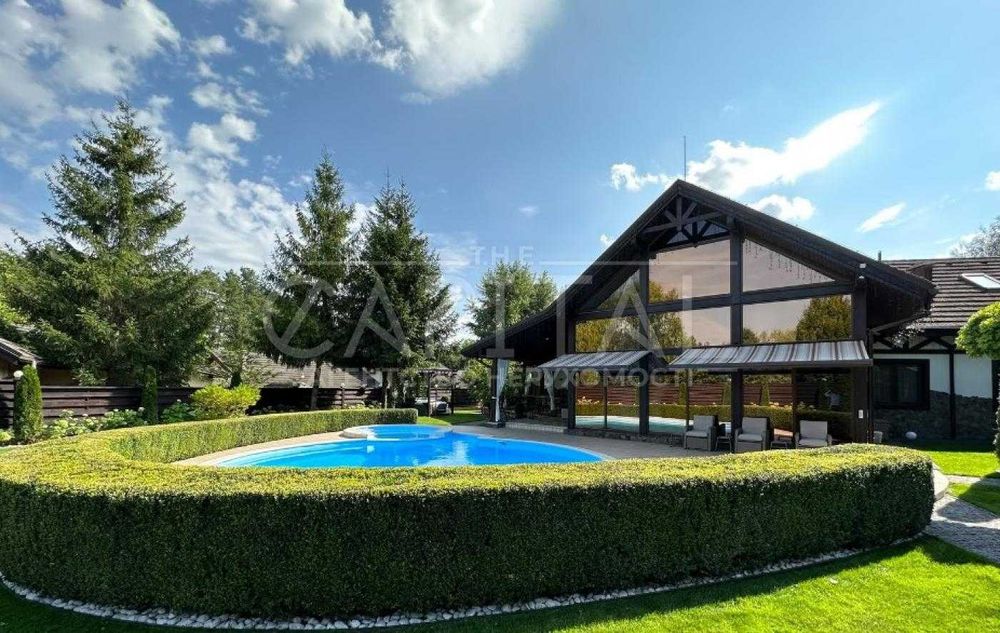 Продажа дома с бассейном, КГ Козырная карта, Березовка Макаровский р-н