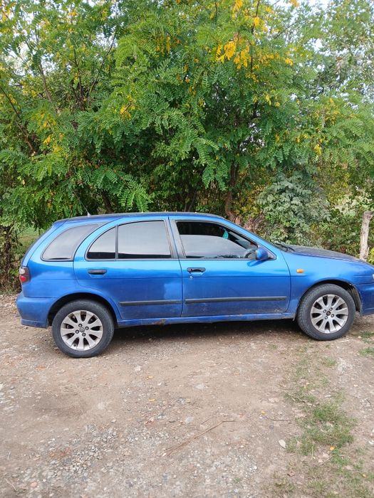 Продам нісан альмера