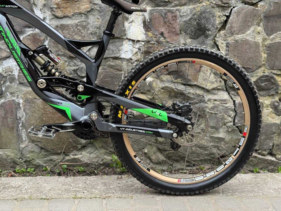 Велосипед YT Tues M | Даунхіл
