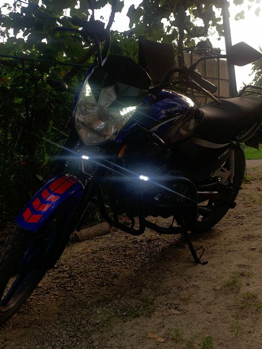 Мотоцикли 150-200