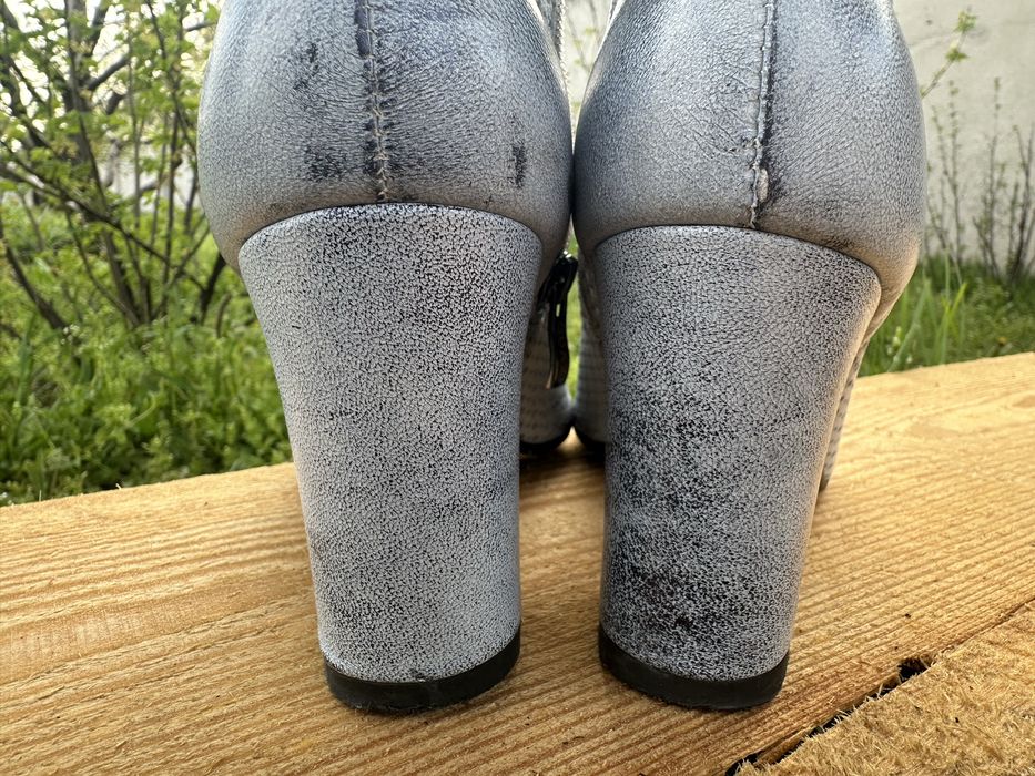 Продам ботильони