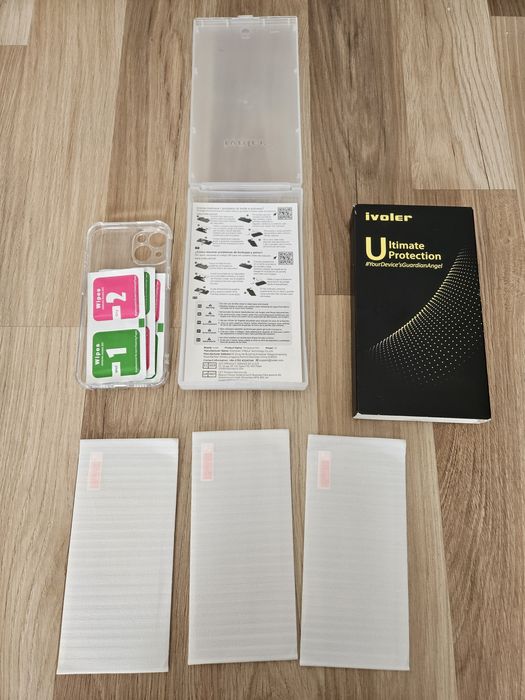 Zestaw ochrony ekranu i etui do iPhone 13/14 – Nowe, 4 folie + etui