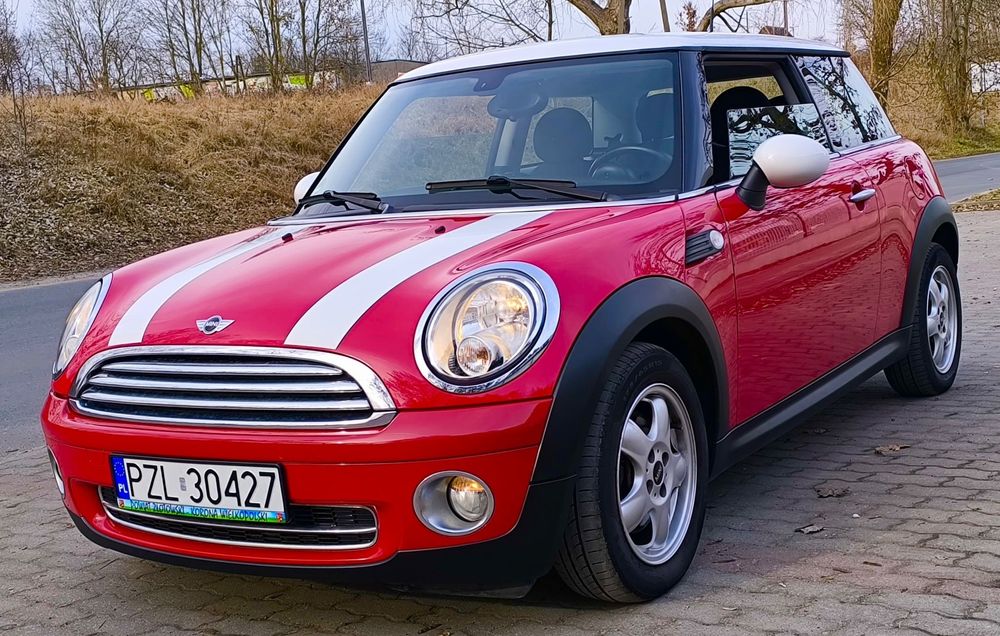 MINI Cooper Chili Red, Piękny kolor, Alu