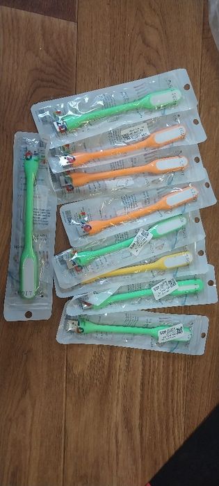 Гибкий LED фонарик USB для чтения и работы с ноутбуком и компь